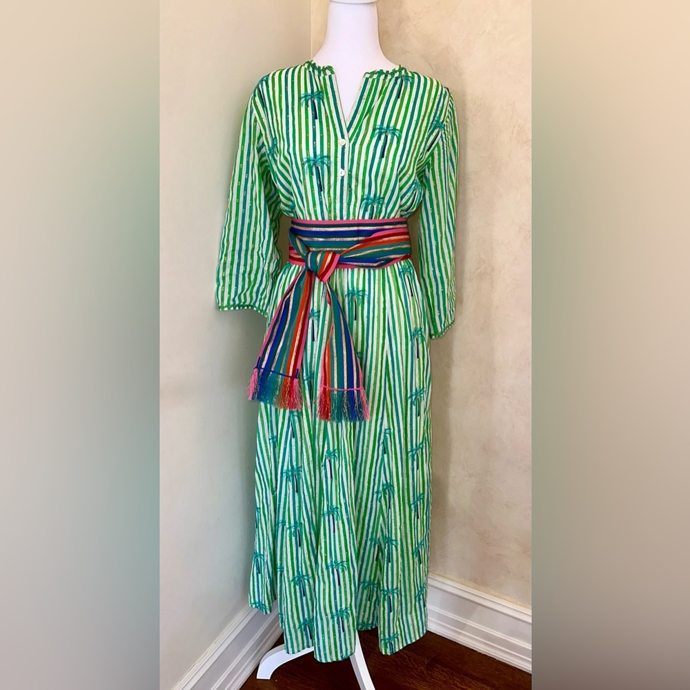 GREEN PALM TREE NIMO DRESS SIZE SMALL